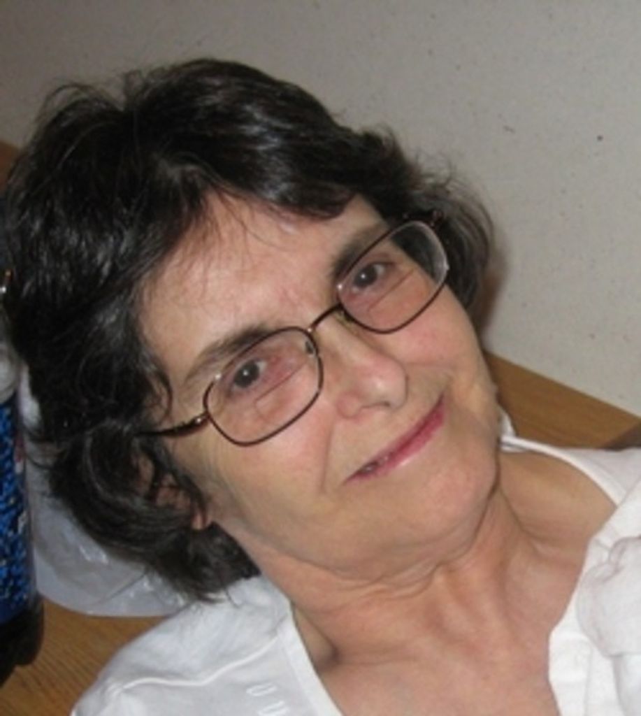 Helen M Lowe