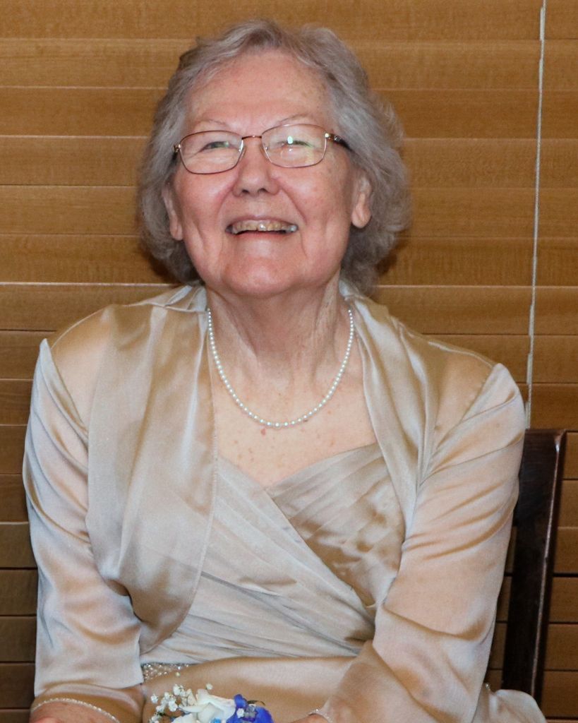 Gladys Elizabeth Tomasek Profile Photo