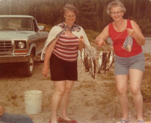 Hyla Anne Hitchcock photo gallery thumbnail 6 of 80