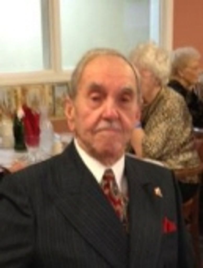 Leff  M. HOLLOWAY