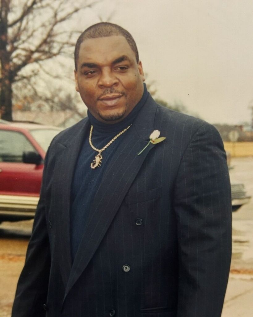 Ellis Lucas