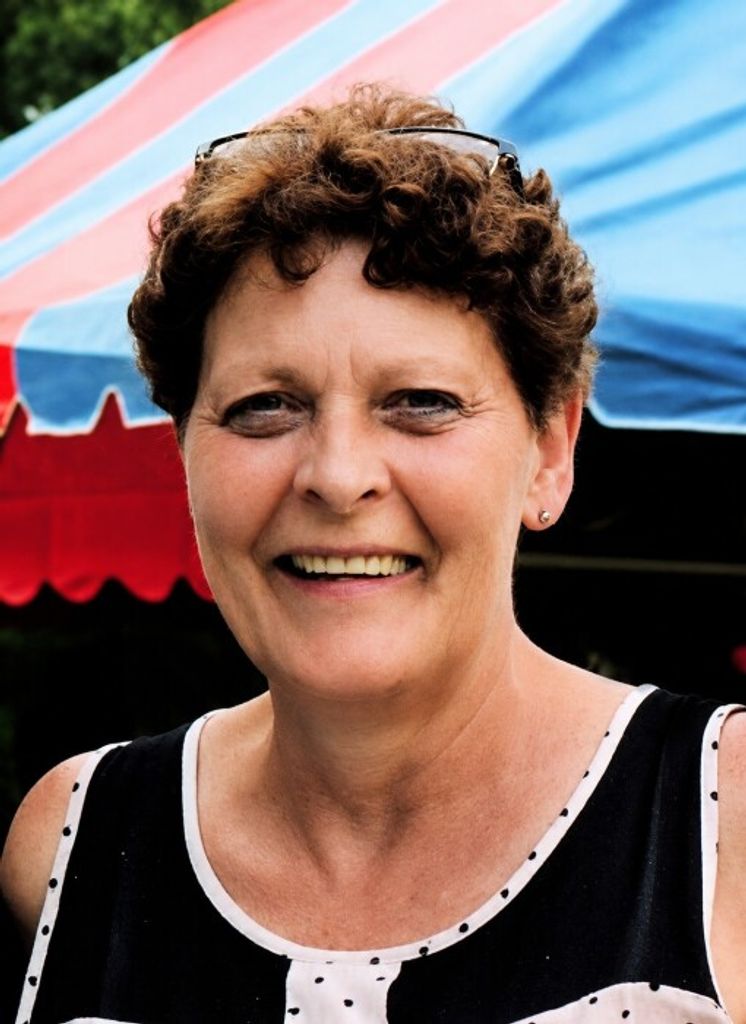 Donna May (Goehring)  Martin Profile Photo