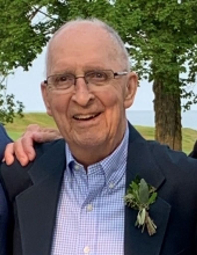 Robert  W. "Bob" Woltersdorf