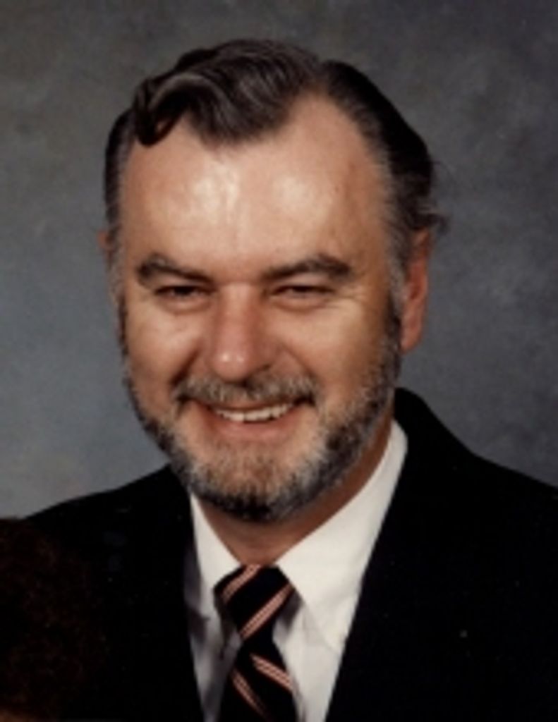 Dillard  Ray McGaha