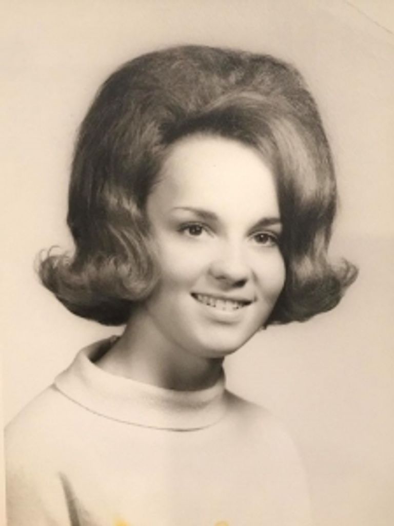 Vicki  Lynn Leger