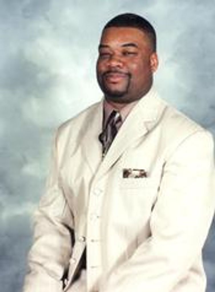 Anthony Smith Profile Photo