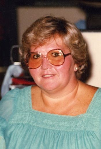 Phyllis Jordan photo gallery thumbnail 36 of 76