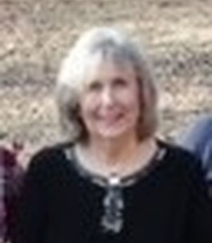 Ettie "Carolyn"  McCreary