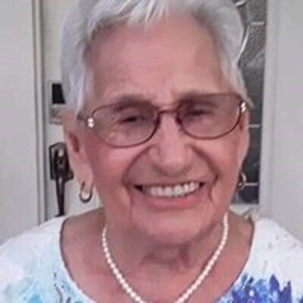Estella Valdez Perez De La Rosa Profile Photo