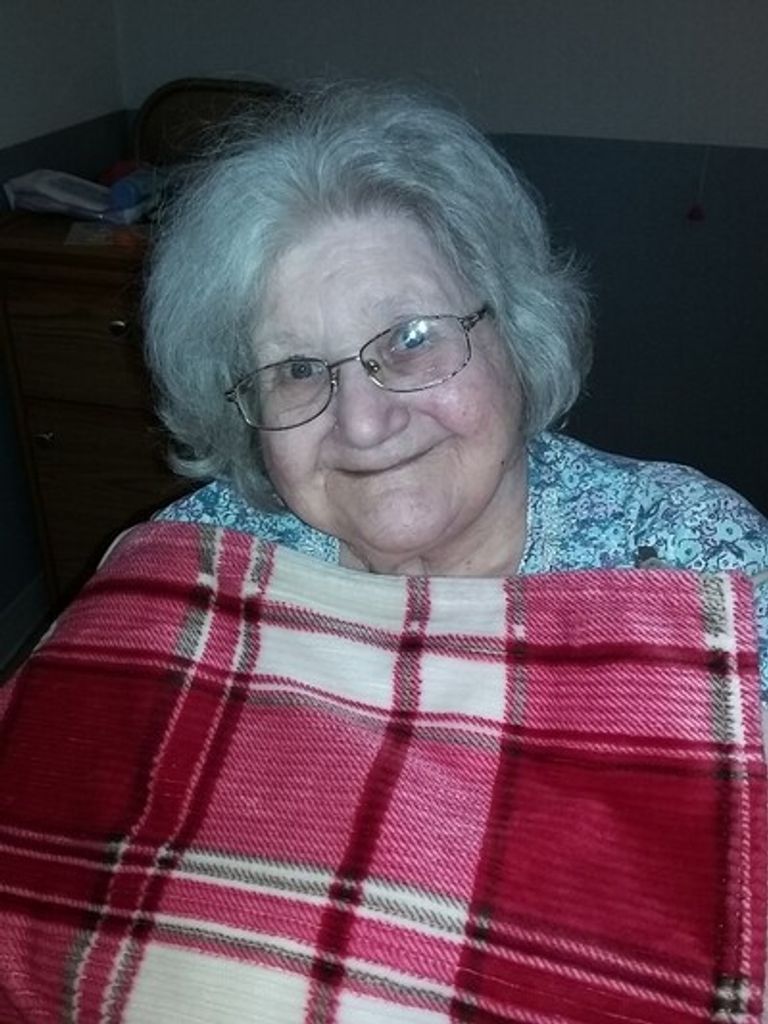 Lorraine Betty Tomczak Profile Photo