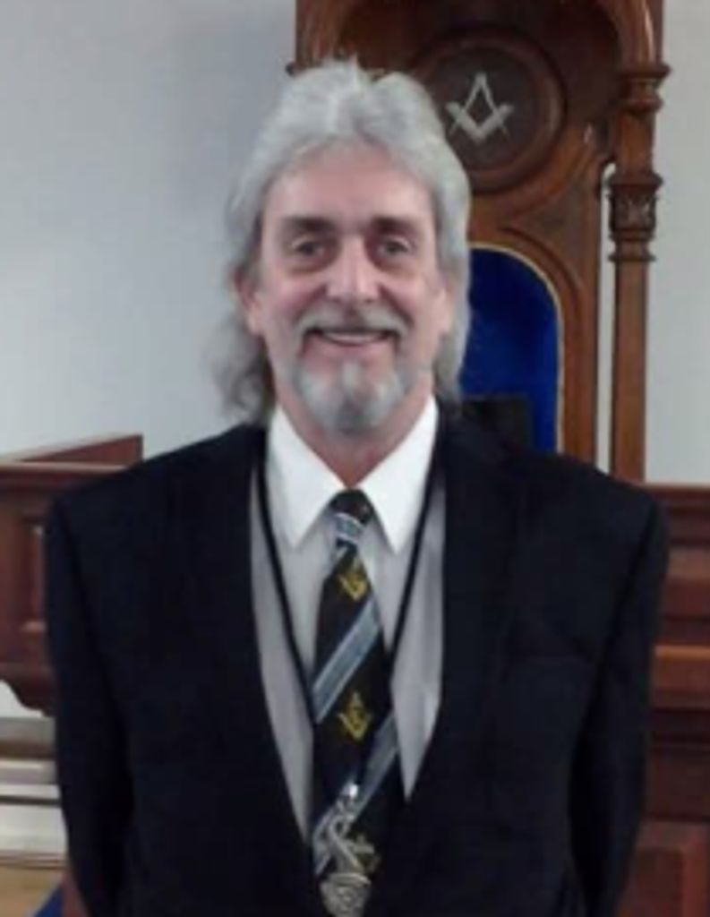 Robert "Larry" Linscott Profile Photo