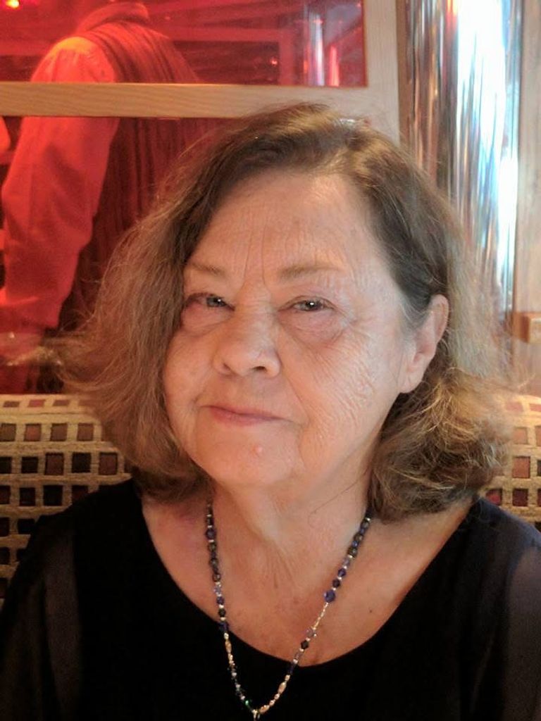Carolyn Hebert Profile Photo
