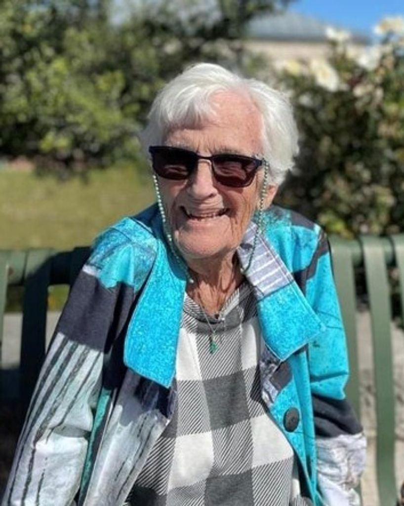 Joan (Perry) Luoma Profile Photo