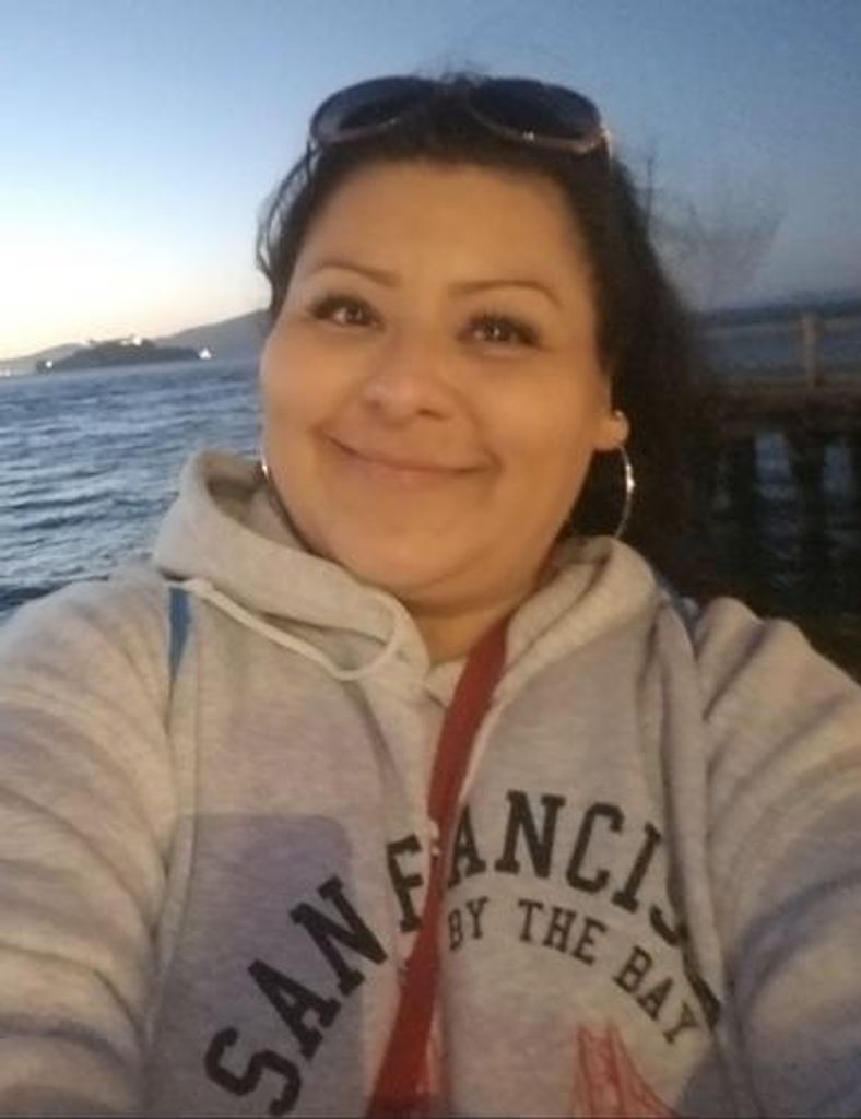 Esther Saucedo Profile Photo