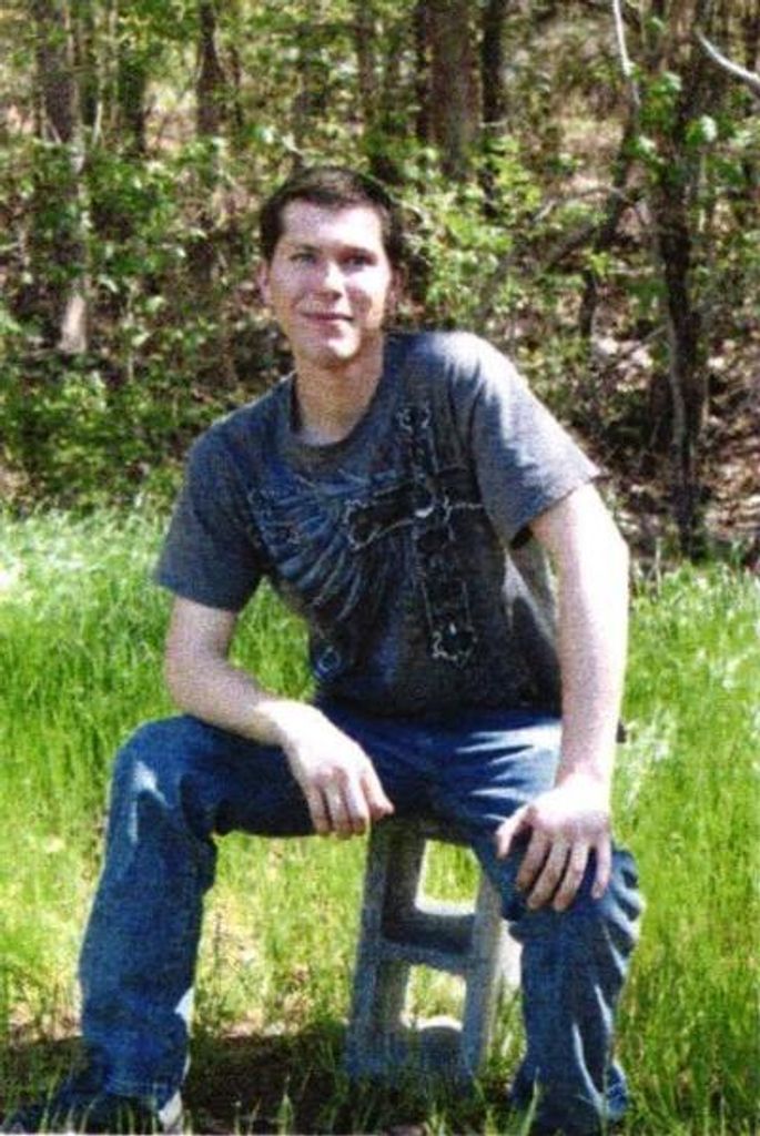 Carl Henry Holliday, Jr. Profile Photo