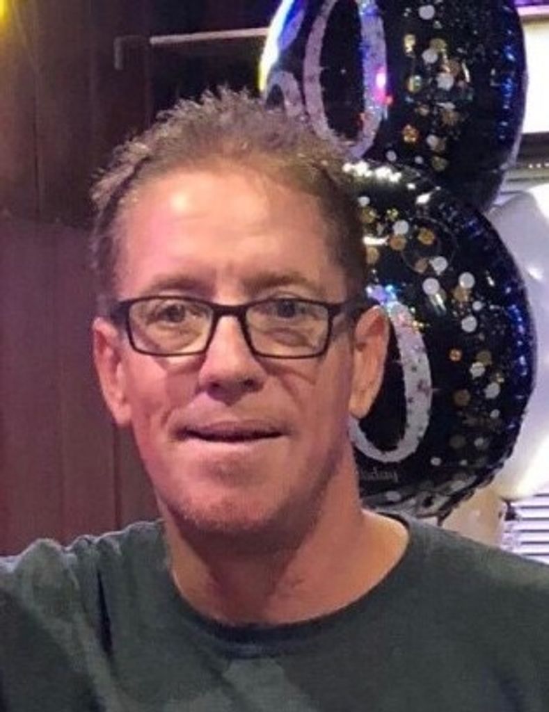 David Lewis Profile Photo