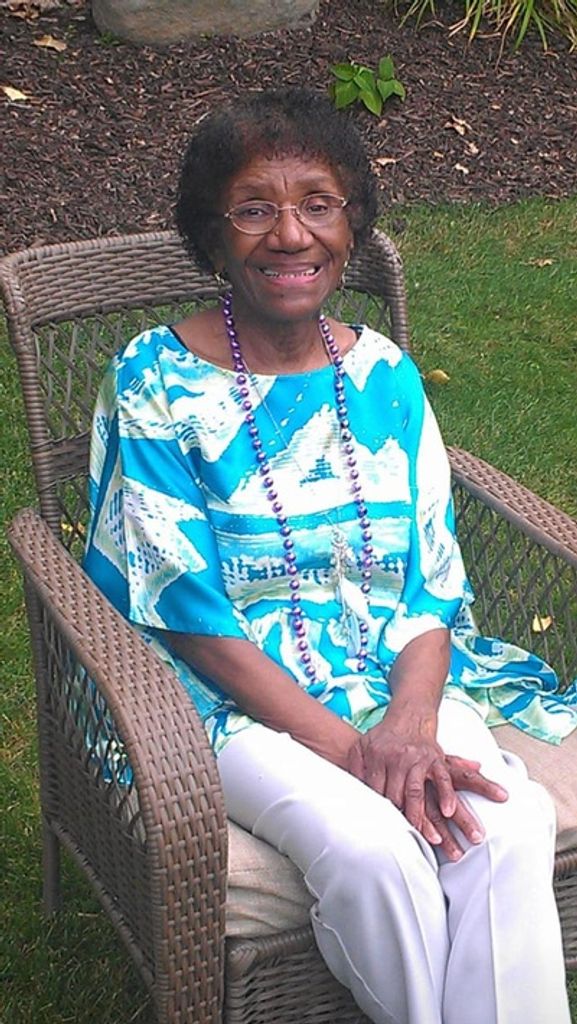 Lou Catherine Sasser Profile Photo