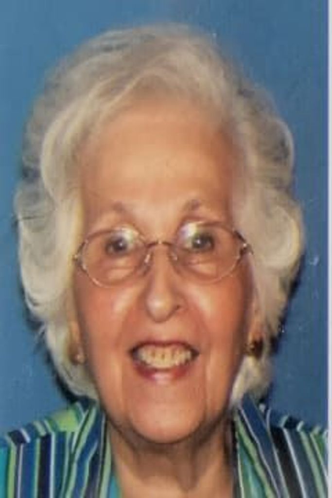 Violet Lanzalone Profile Photo