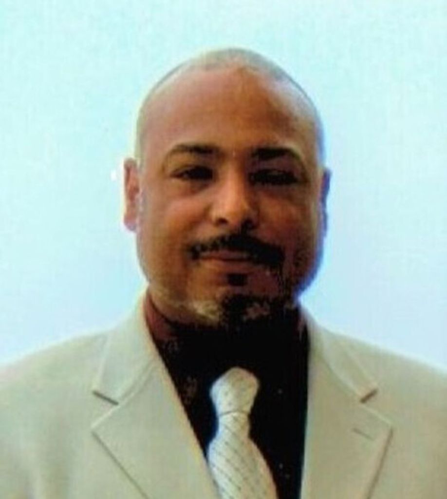 Eduardo Torres Profile Photo