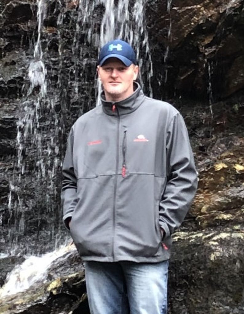 Robert Wayne Rosales Profile Photo