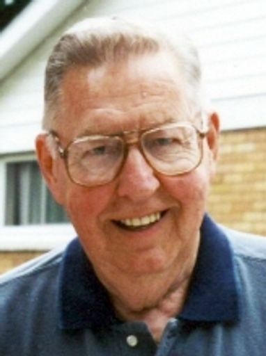 C.M. "Mike" C.M. 'Mike' Holder photo gallery thumbnail 1 of 1