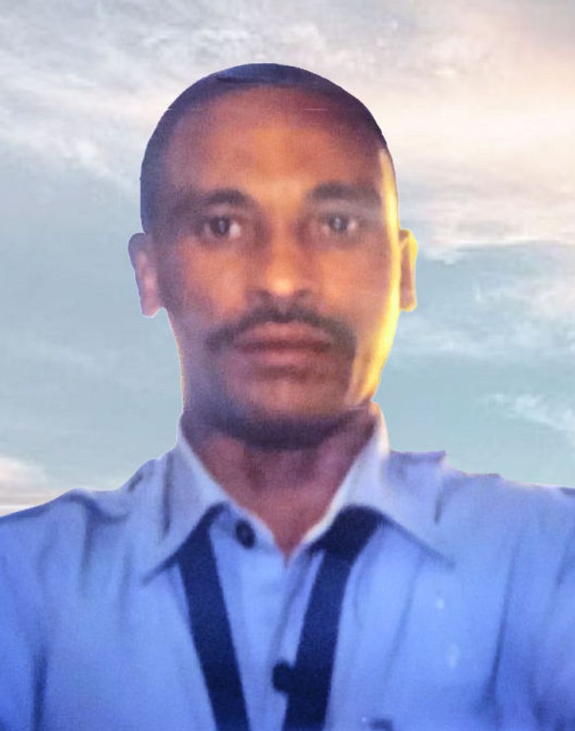 Reginald Jones Profile Photo
