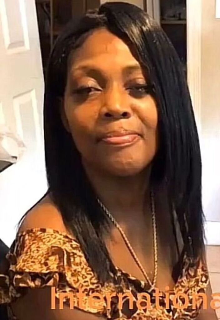 Diane Devone Profile Photo