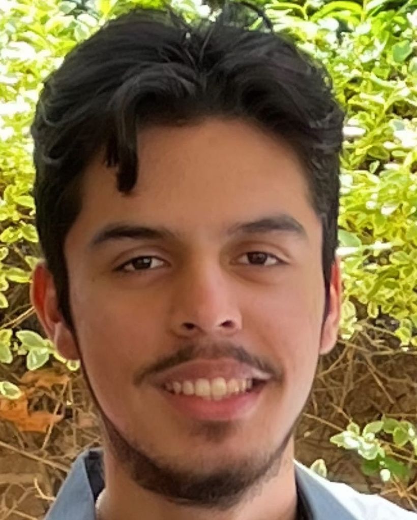 Emmanuel Domínguez Profile Photo