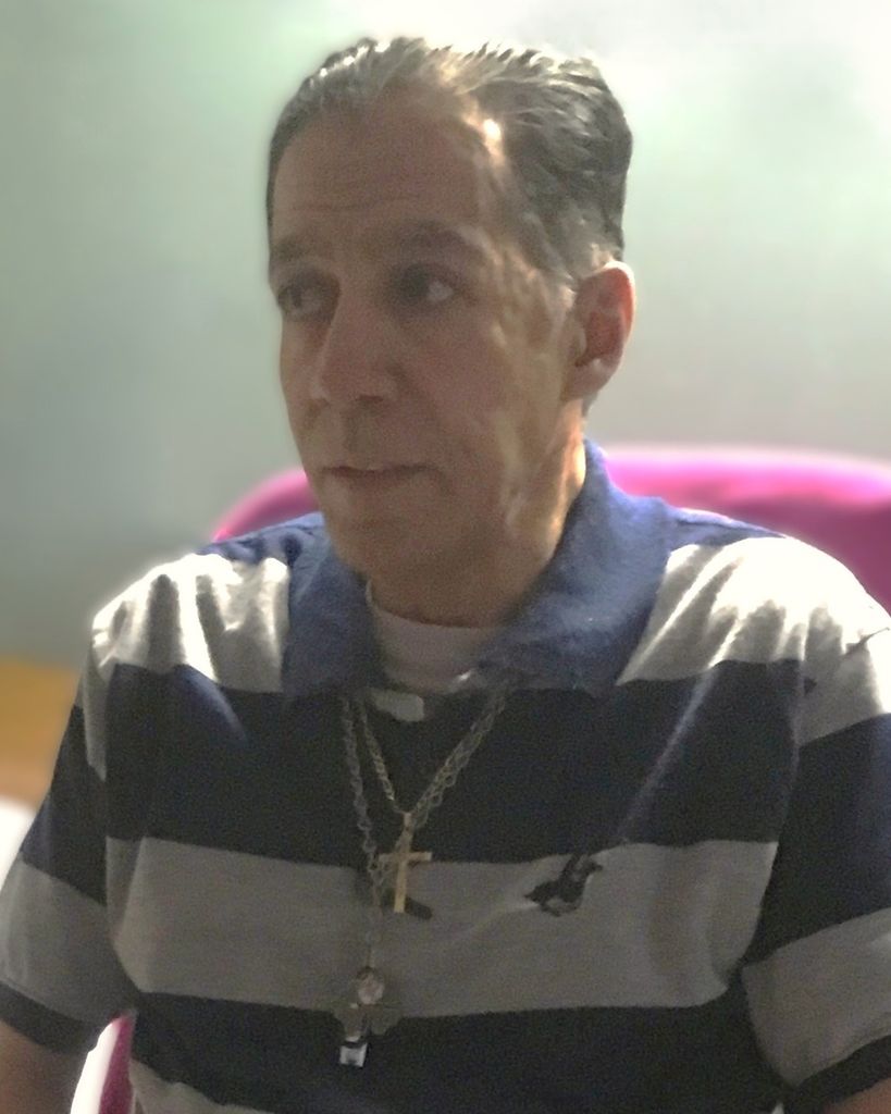 Oswaldo Nieves Profile Photo