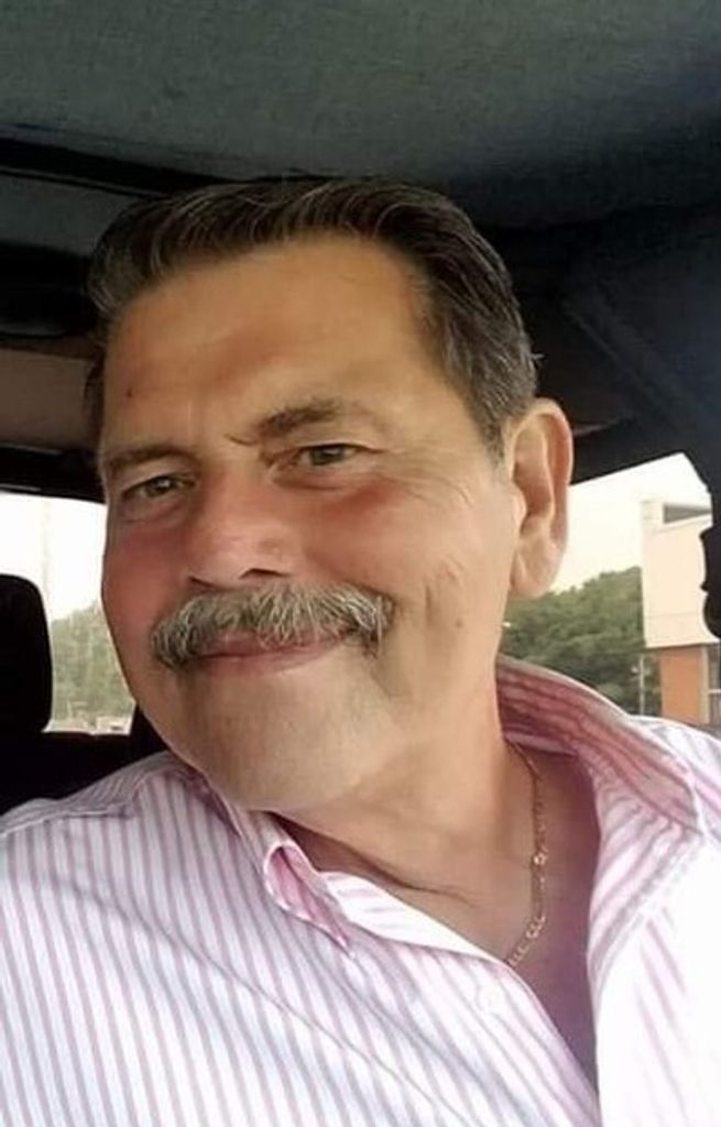 Larry Axton Profile Photo