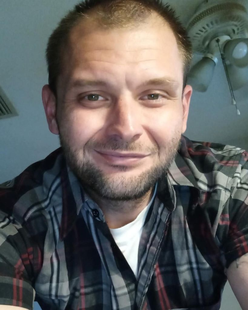Robert Thomas Neitzel Profile Photo