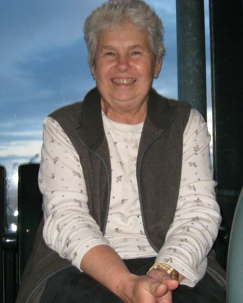 Bonnie Deemaris Carlson