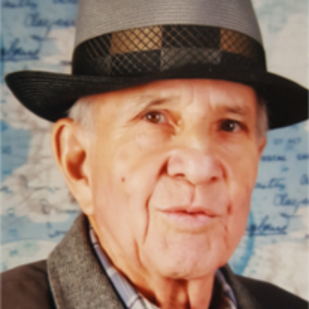 Tito (Titus) Manzanares
