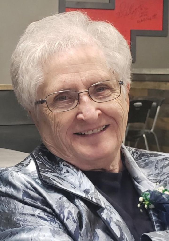 Elizabeth "Maxine" Koenig Profile Photo
