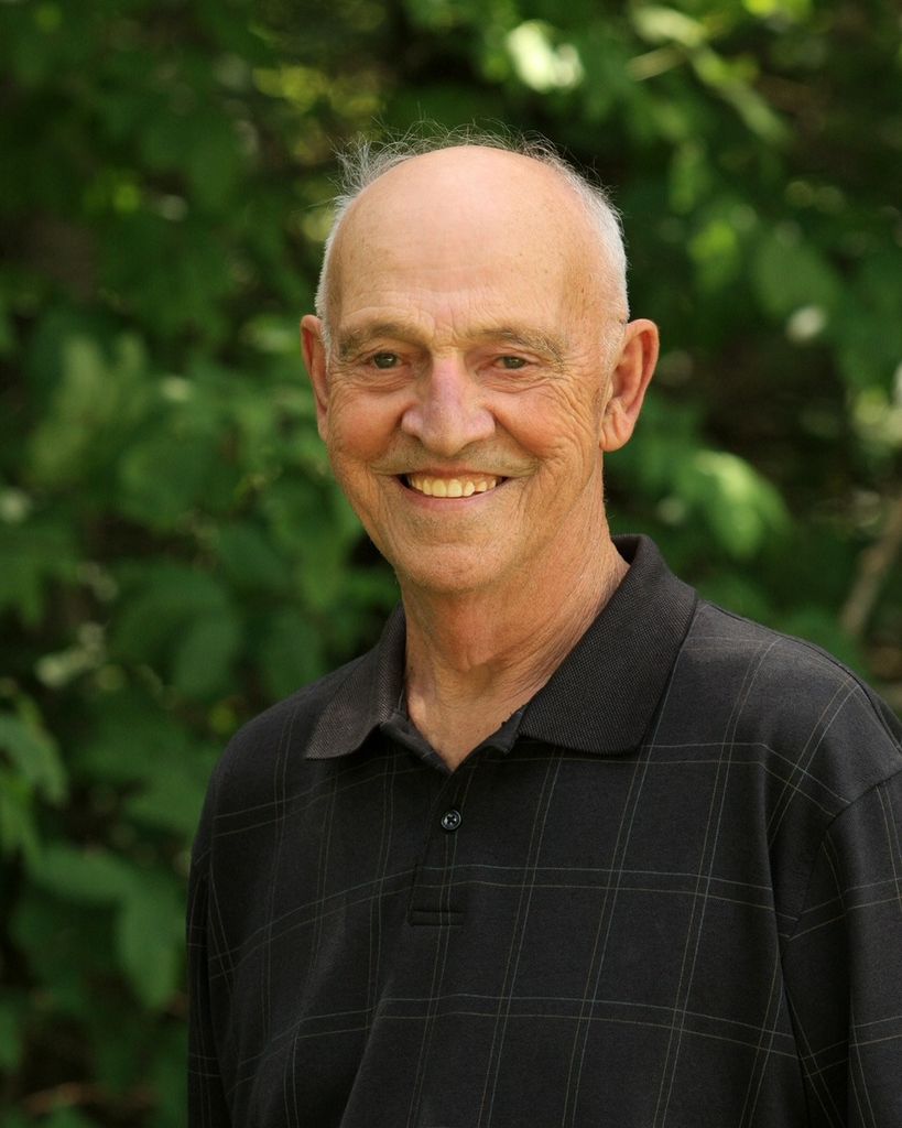 Clifford Dixon Profile Photo