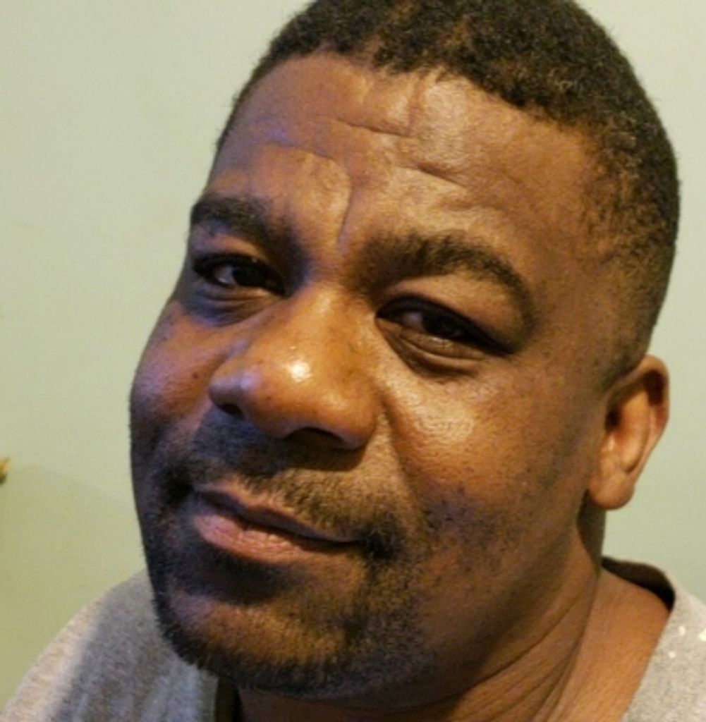 Parris R Wardlaw Sr