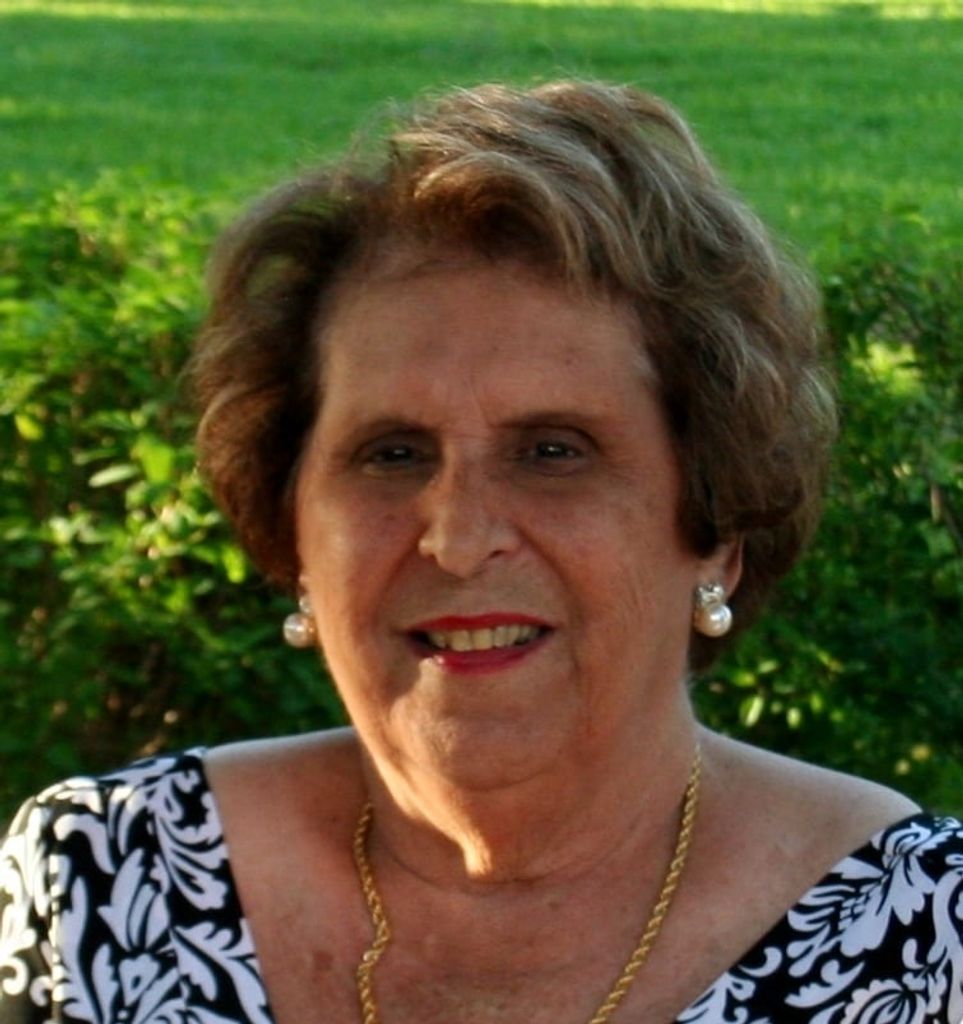 Gloria G. Loys