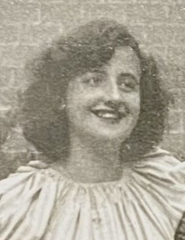 Miriam E Lorenzani