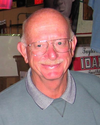 Edward J. Siwik's obituary image