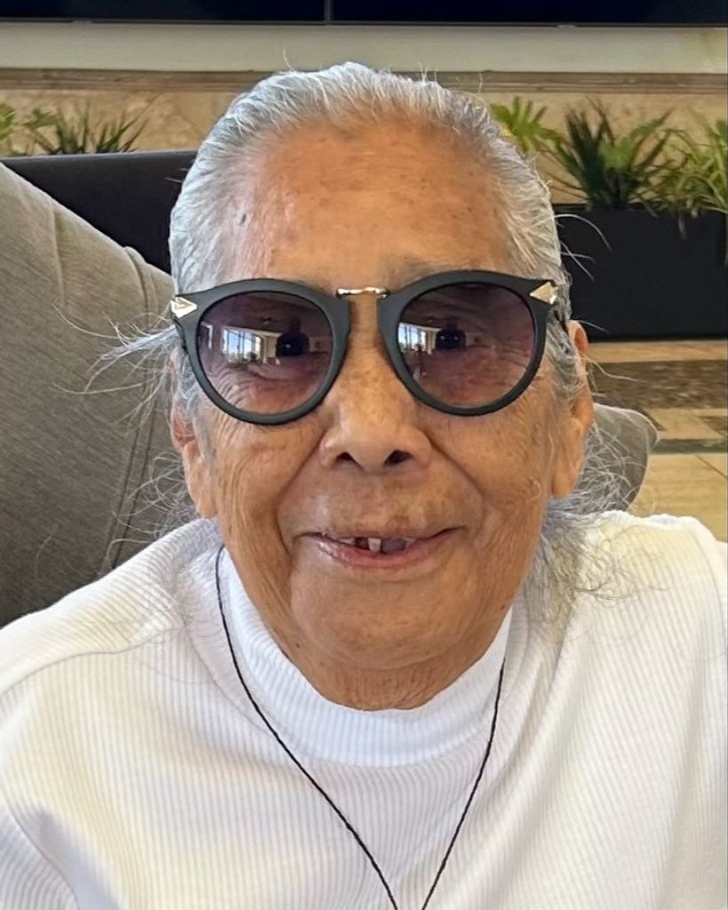Raquel Martinez Barron Profile Photo