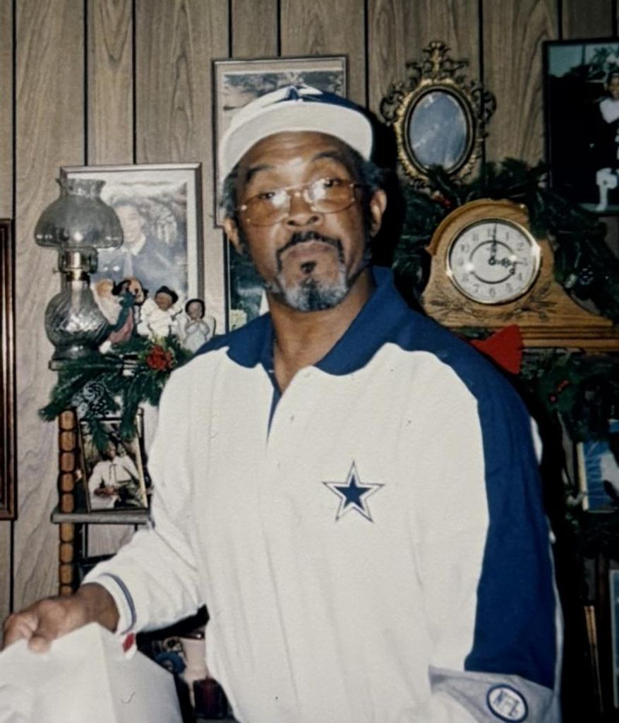 Eddie Lee Johnson, Jr. Profile Photo