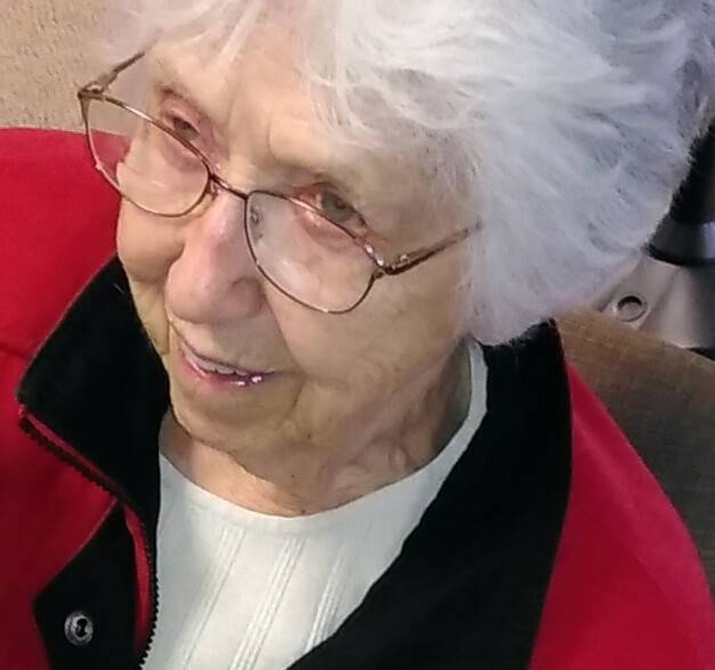 Hyla Grace (Vandusseldorp) Schrader Profile Photo