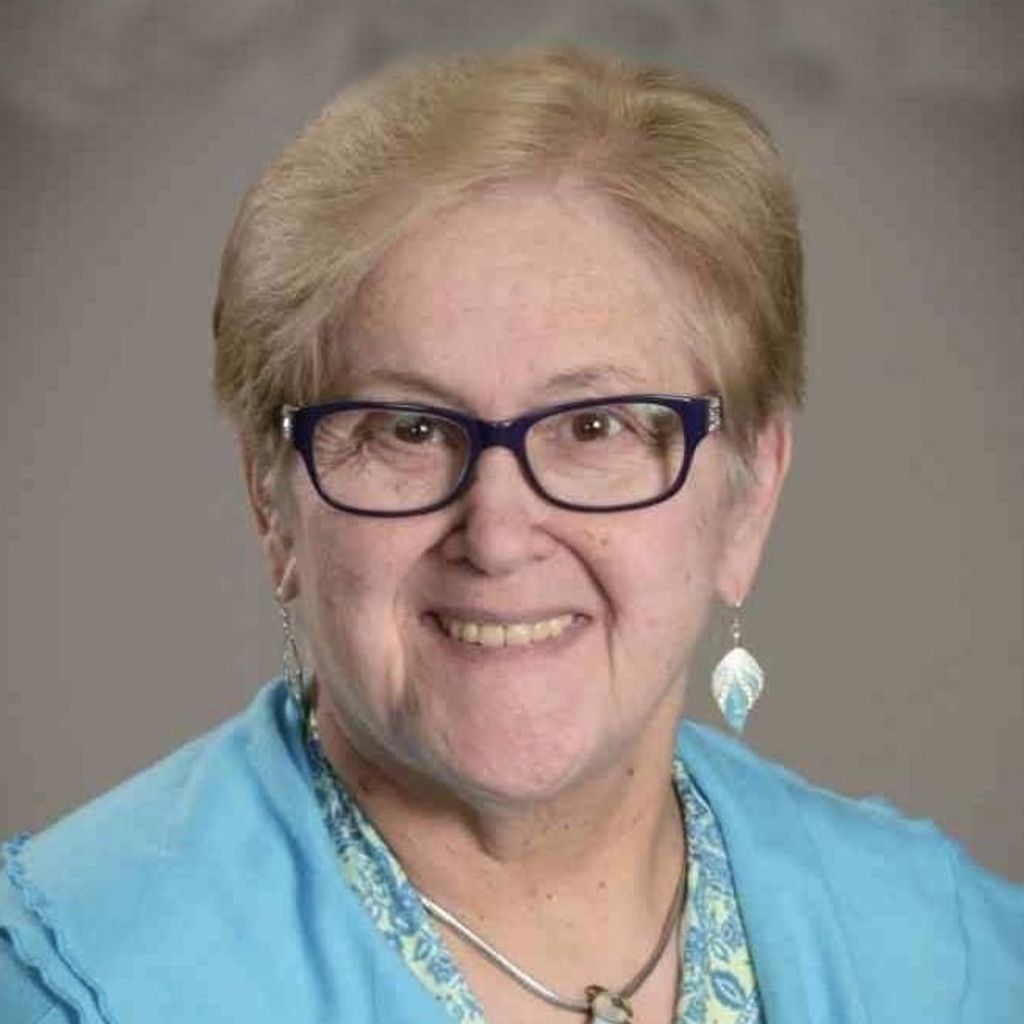 Linda Lou Yates