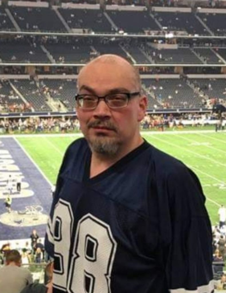 Cruz Flores Profile Photo