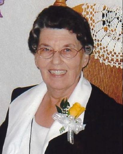 Nell Tomlinson's obituary image