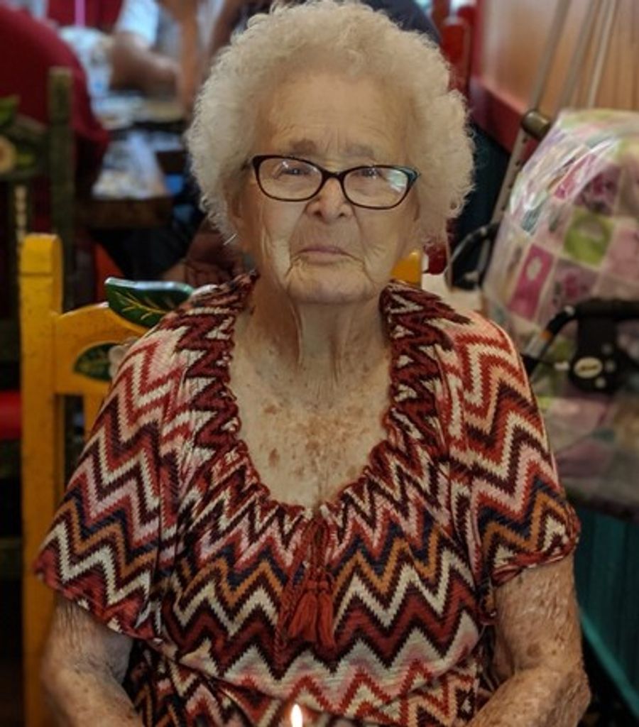 Imogene Landtroop Profile Photo