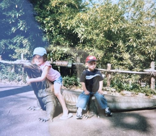 Steven Oldham photo gallery thumbnail 7 of 231