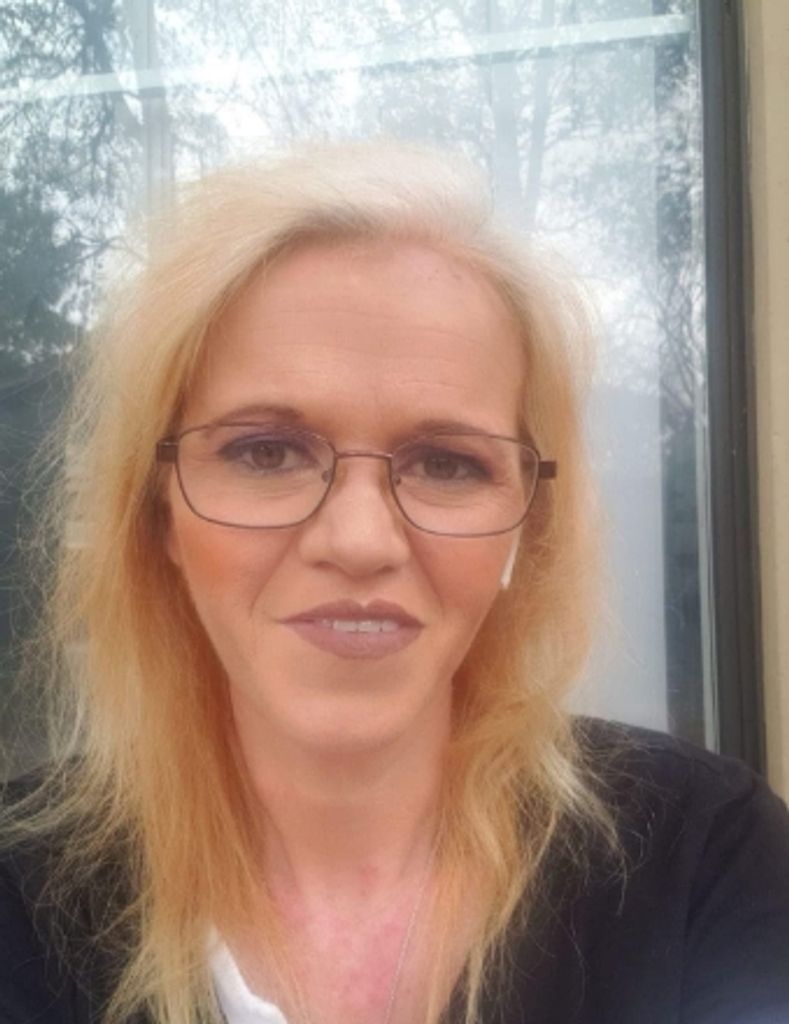 Carolyn Victory