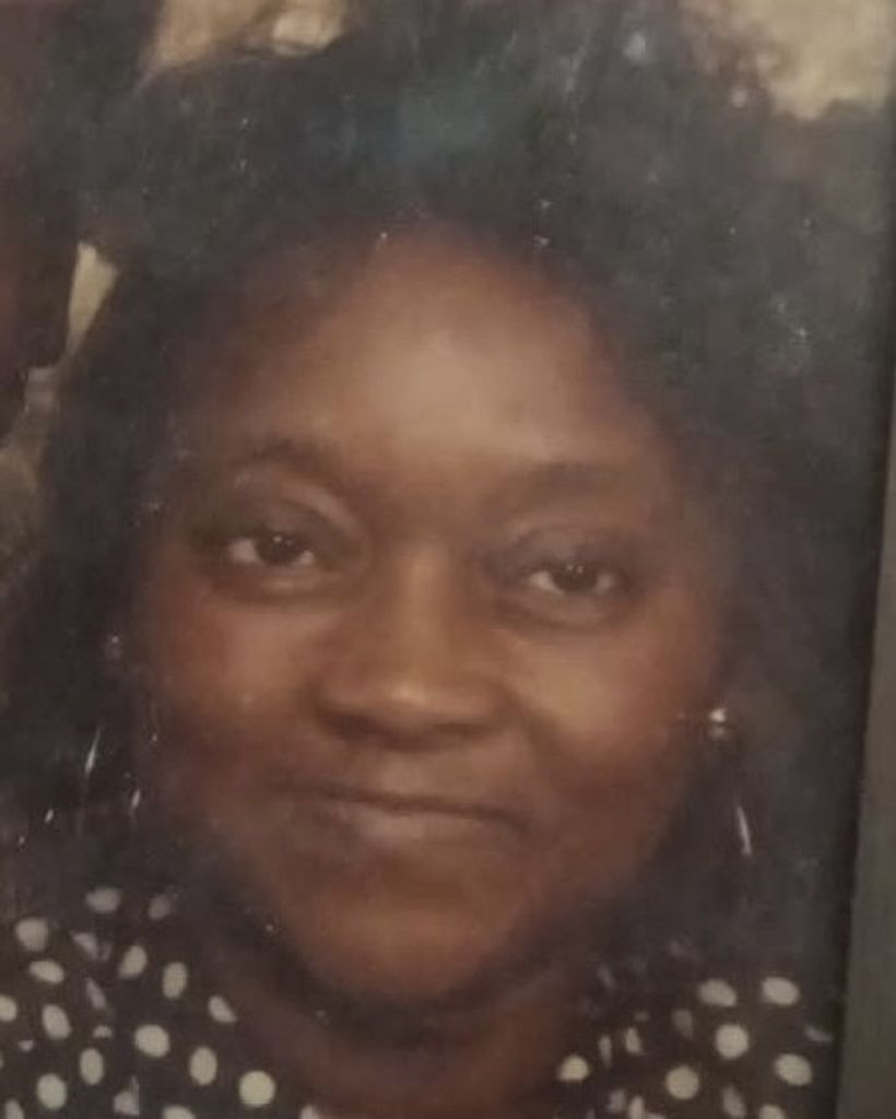 LIZZIE JAMES FLEMING Profile Photo