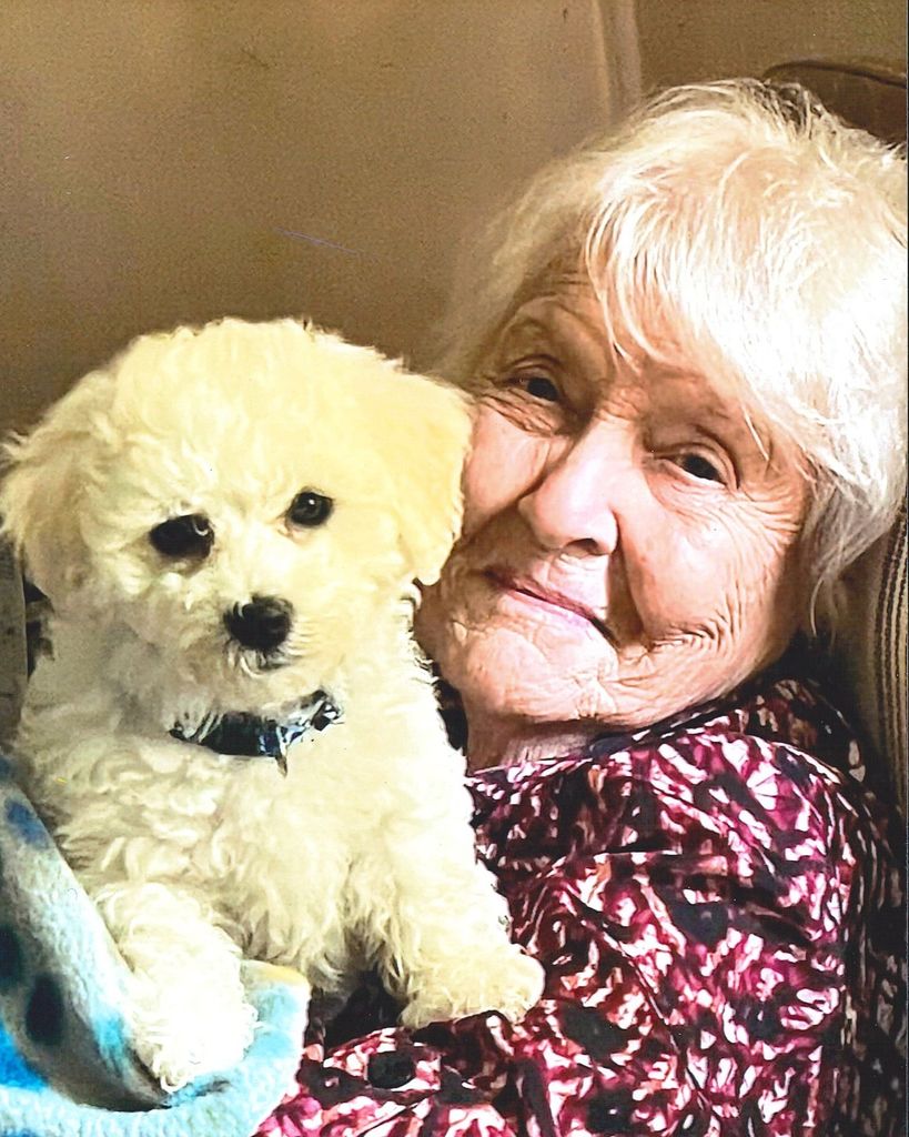 Maggie Riddle Atkins Profile Photo